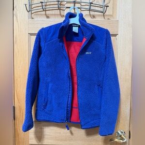 Patagonia Women’s Classic Retro-X Fleece Jacket in Purple - women’s size medium